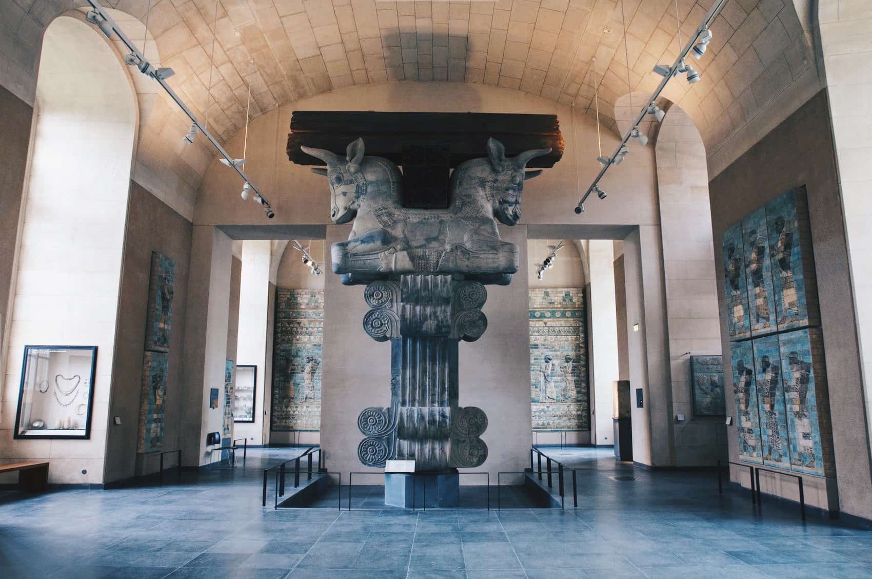 Chapiteau Palais De Darius Louvre